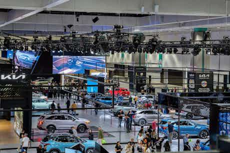 LA Auto Show main exhibition hall