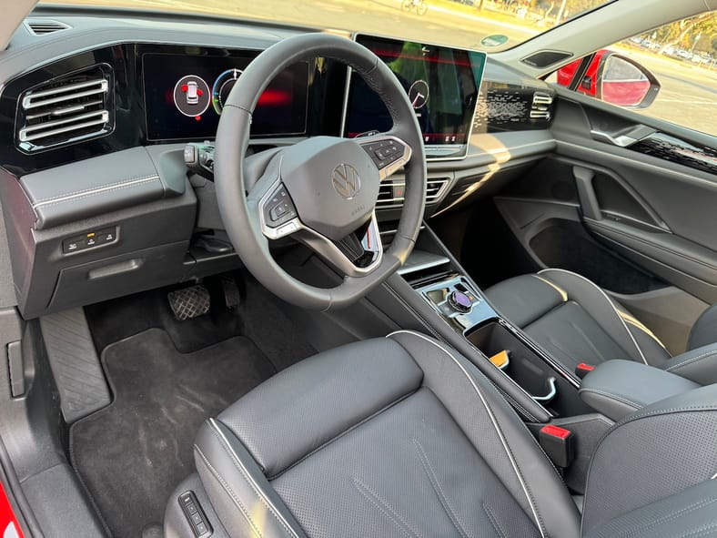 Front seat of 2025 VW Tiguan