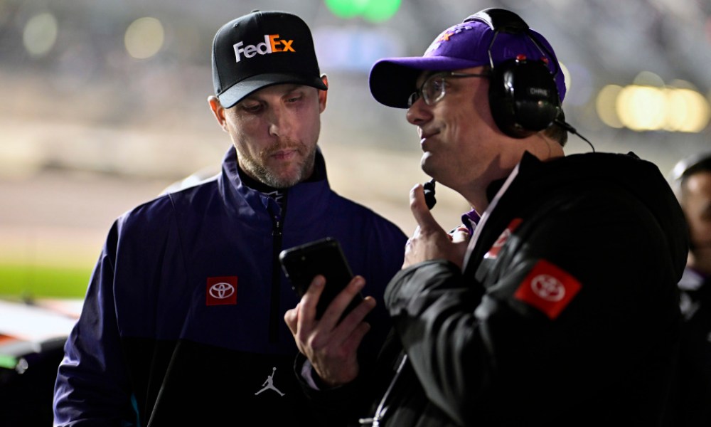 FedEx racing car at Daytona