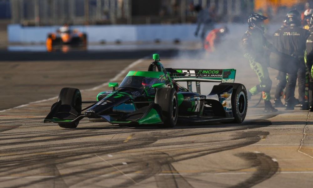 IndyCar on Milwaukee Mile track