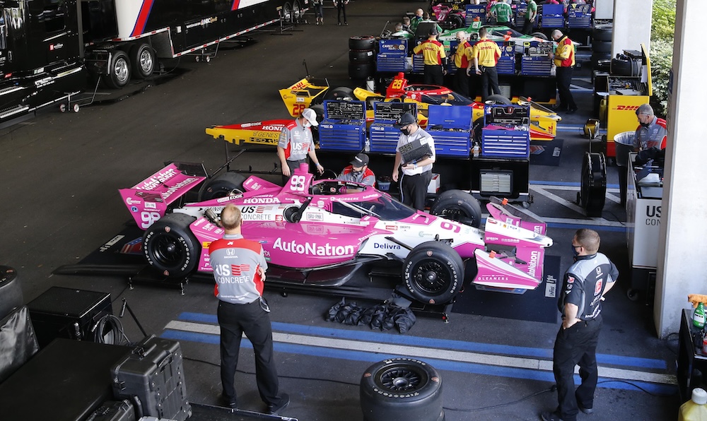 IndyCar pit crew at St Petersburg