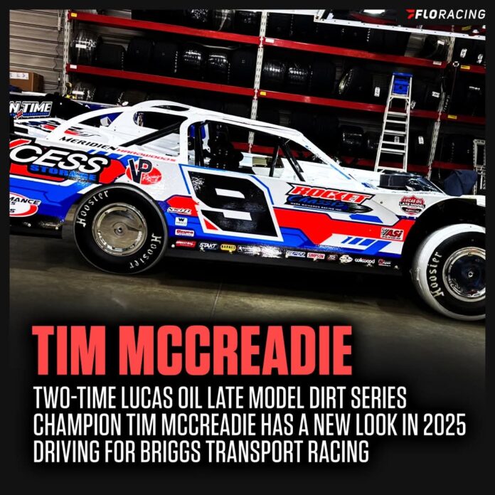 Tim McCreadie preparing late model racecar