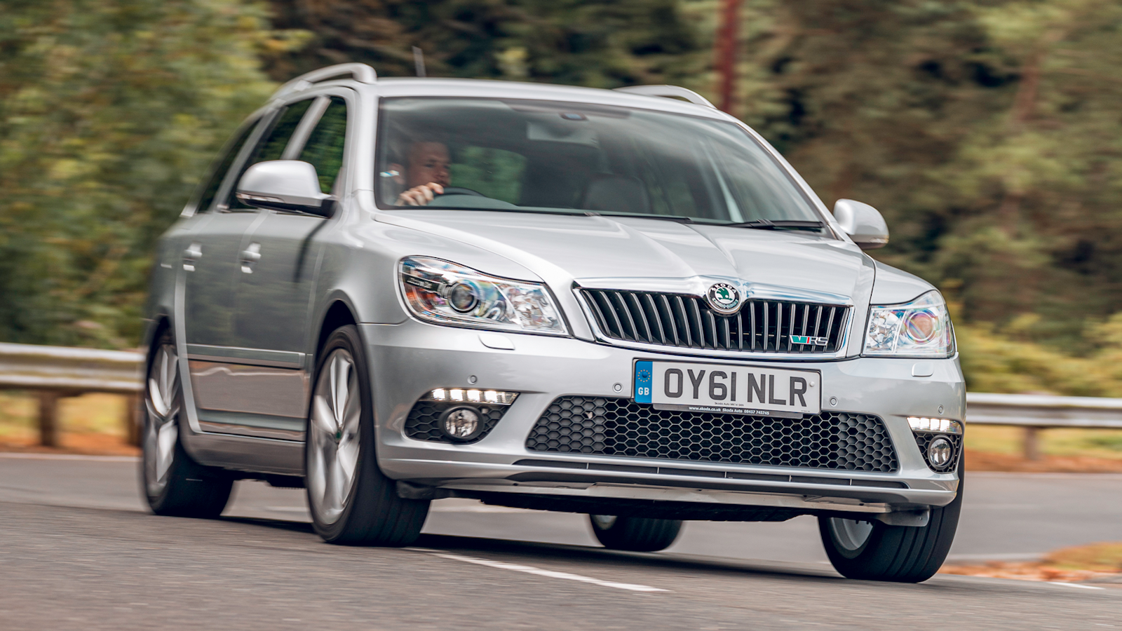 Silver Skoda Octavia vRS front view