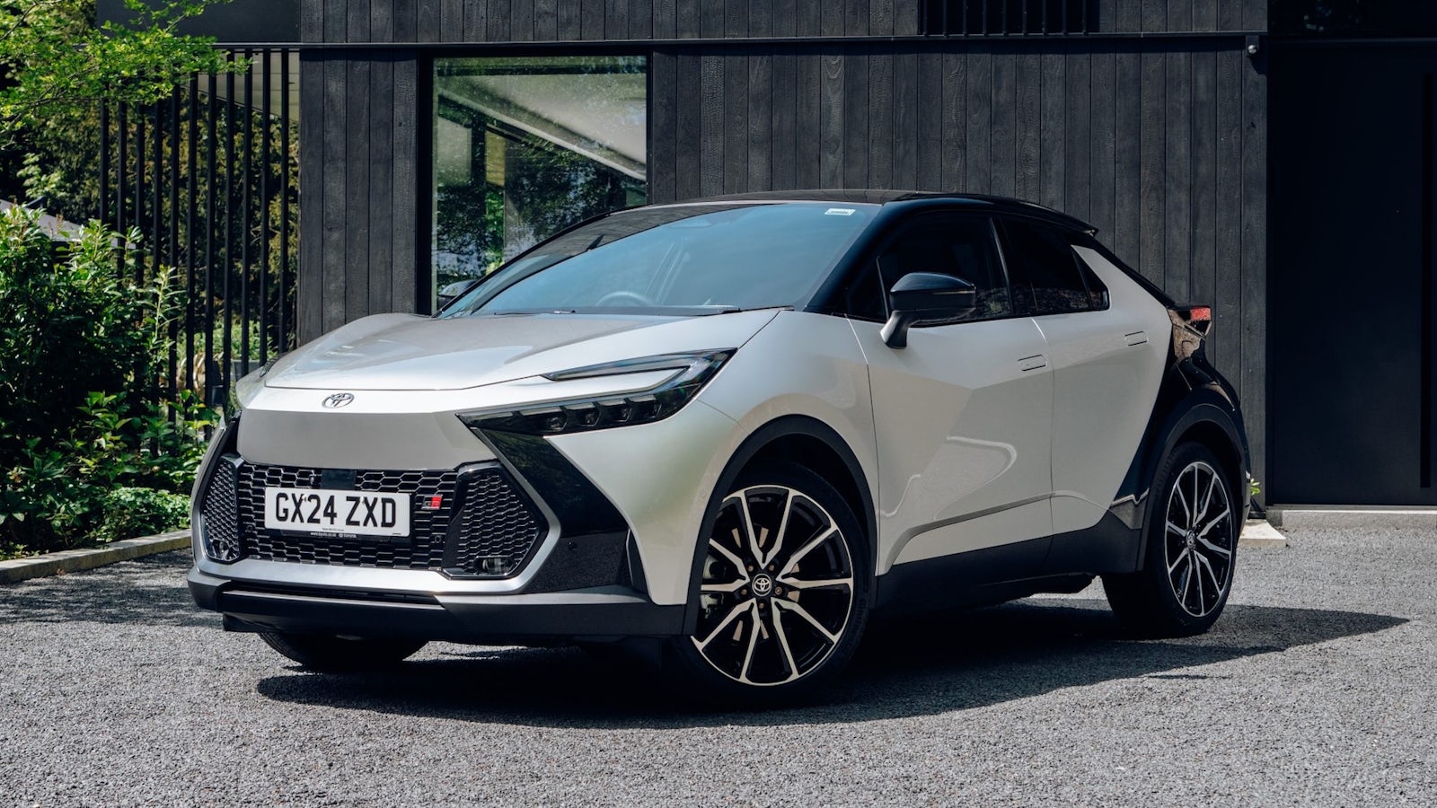 Toyota C-HR hybrid front view