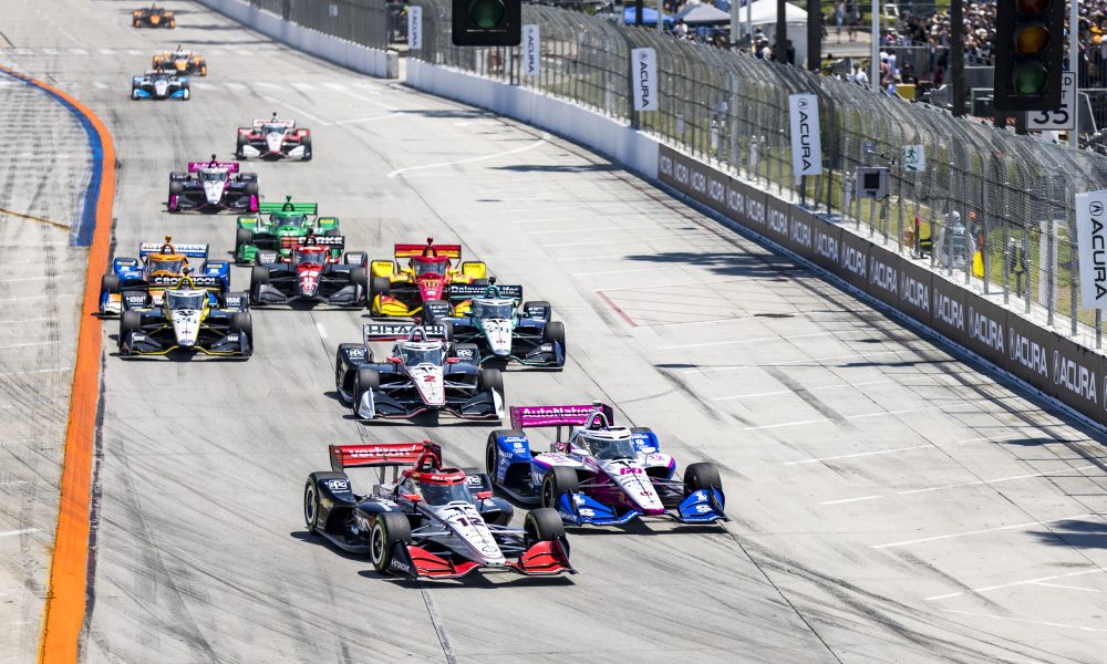 IndyCar racing through Long Beach circuit