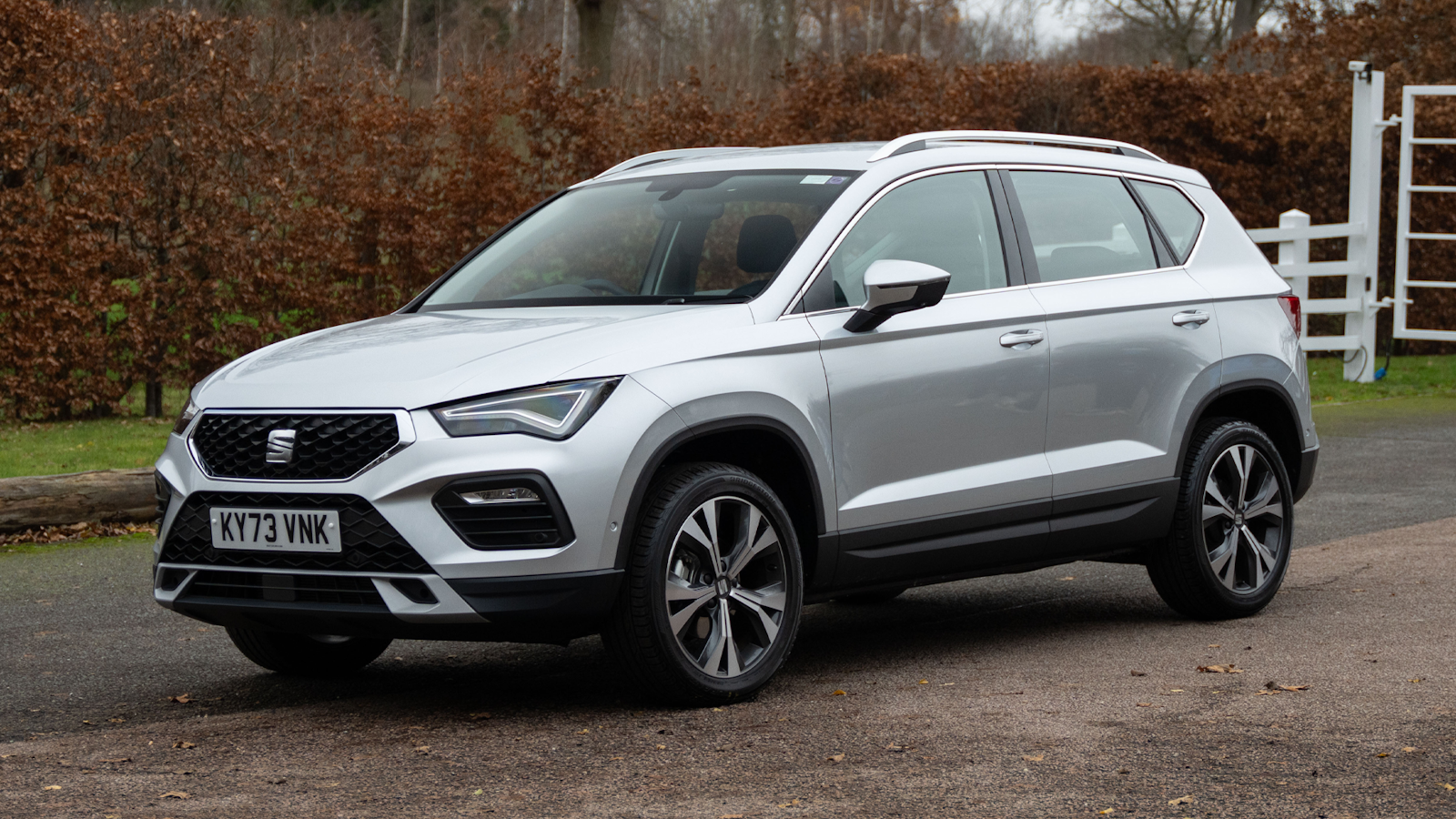 Silver Seat Ateca front view