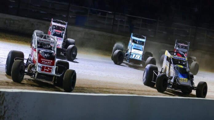 Dirt track sprint cars racing