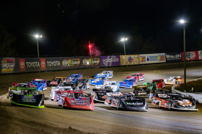 Sprint cars racing on dirt