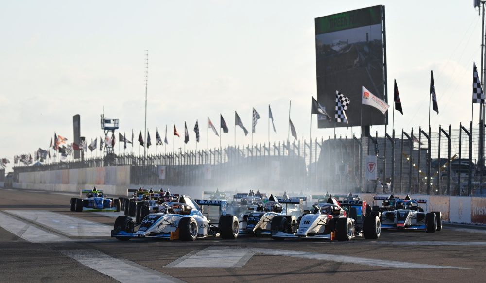 Race cars lined up at start