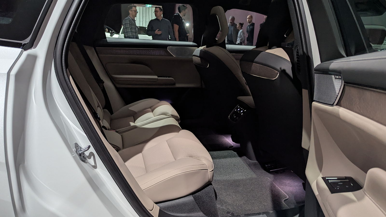 2025 Volvo ES90 rear seats